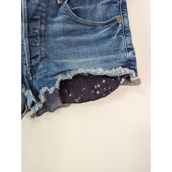 Tru Religion Scout Boyfriend Mullet Hem Short Denim Cutoff Shorts - Size 26 - Picture 4 of 11